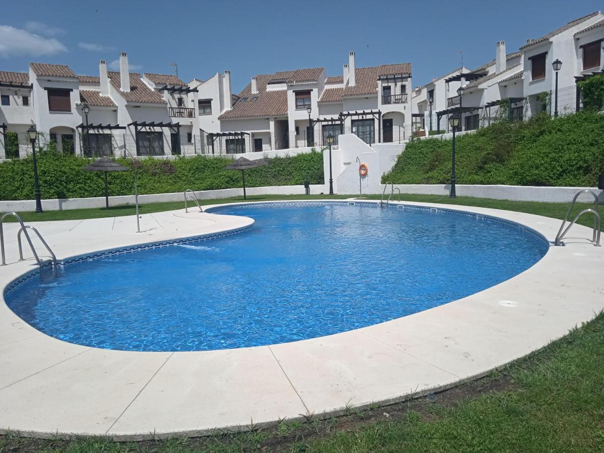 Casa Rural Sierramagna De 2 Dormitorios El Ronquillo Luaran gambar