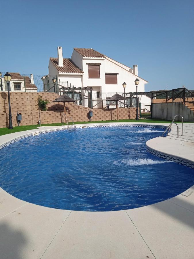 Casa Rural Sierramagna De 2 Dormitorios El Ronquillo Luaran gambar