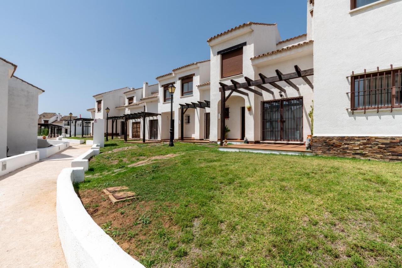 Casa Rural Sierramagna De 2 Dormitorios El Ronquillo Luaran gambar