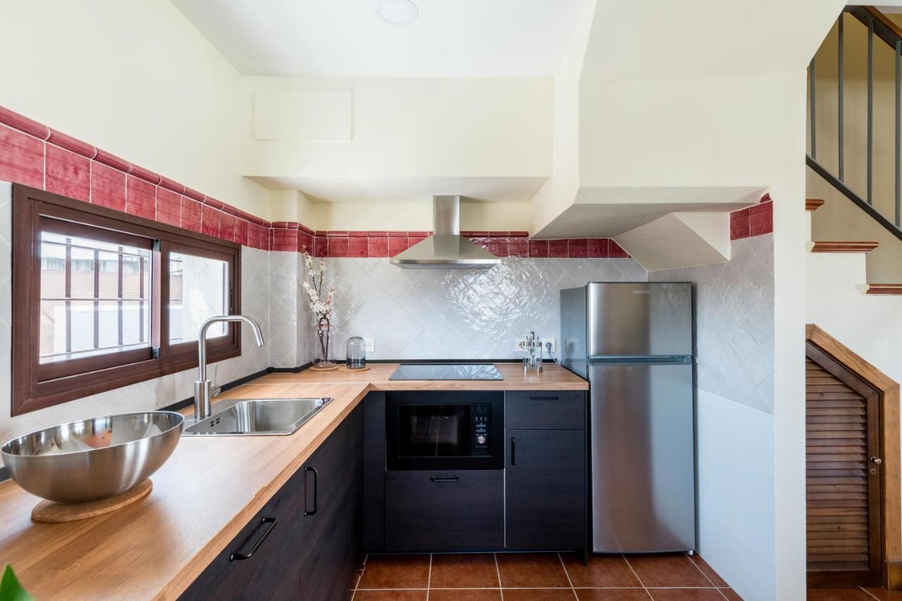 Casa Rural Sierramagna De 2 Dormitorios El Ronquillo Luaran gambar