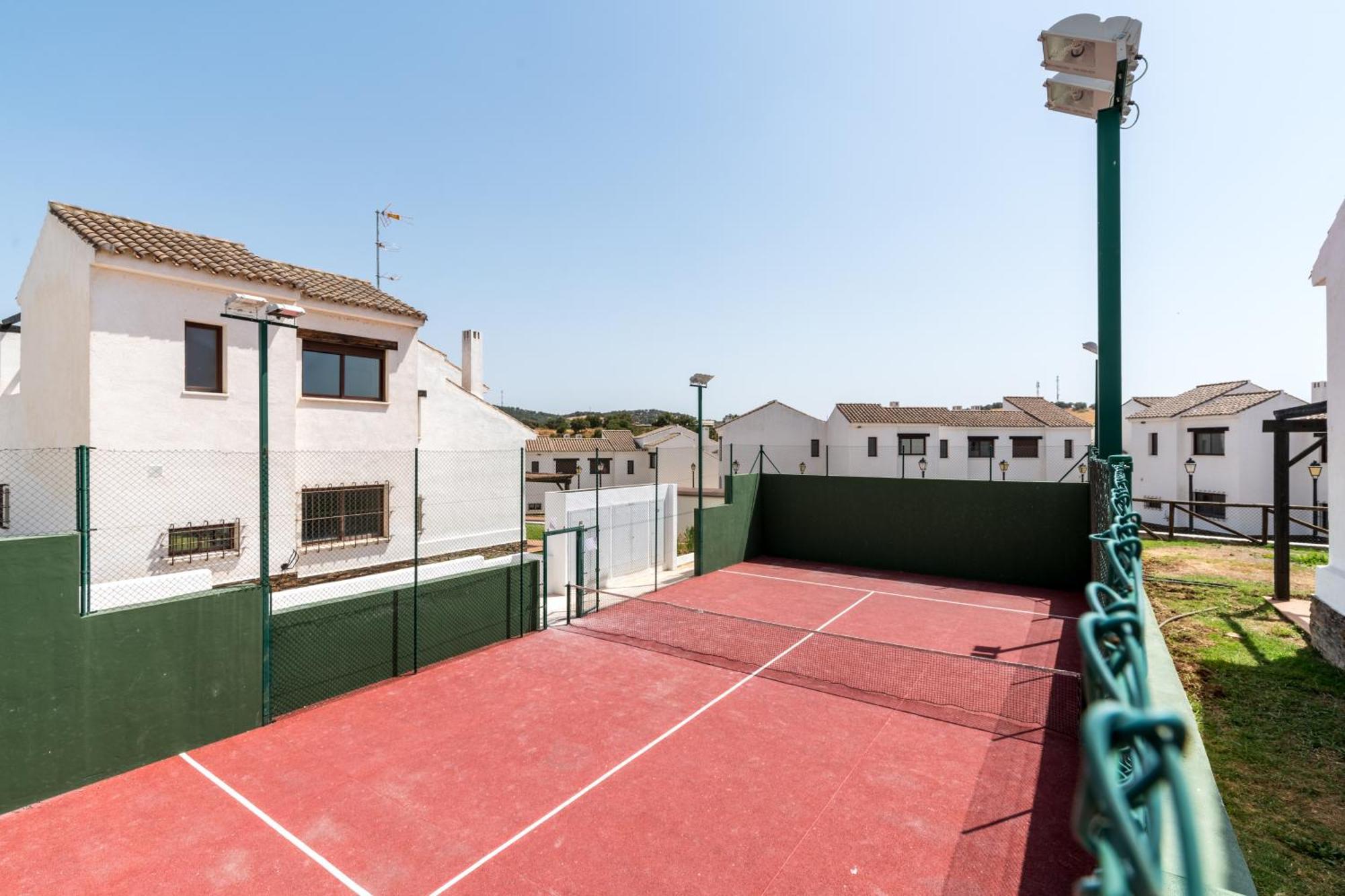 Casa Rural Sierramagna De 2 Dormitorios El Ronquillo Luaran gambar